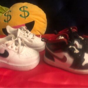 Nike Kids' Sneakers - White and Black/Red